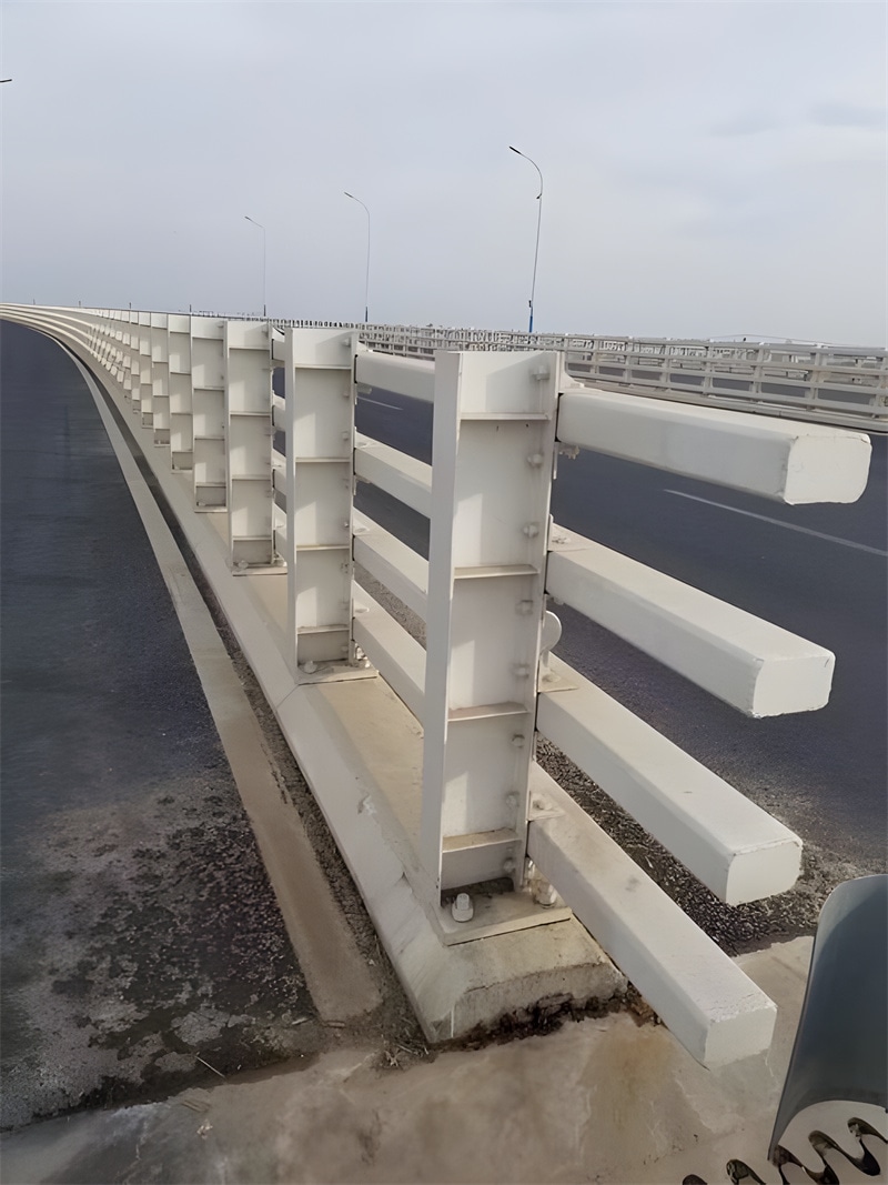 建筑铝合金桥梁护栏市场价震荡趋强