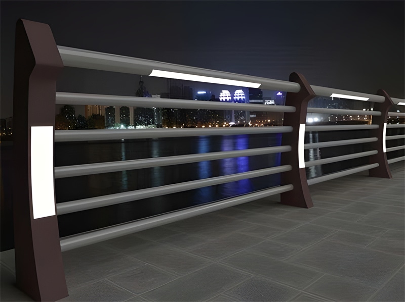 现货灯光护栏​市场成交尚可